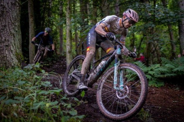 Increíble remontada final de Mantecón en el campeonato del mundo XCM