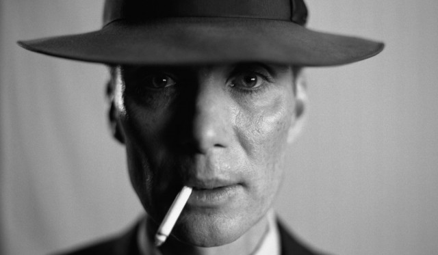                    Ha vuelto Oppenheimer
