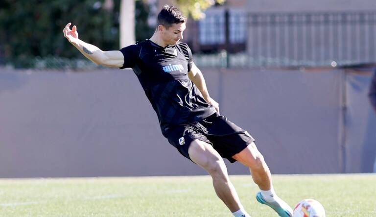 El Castellón cede a Adrián Fuentes al CD Lugo