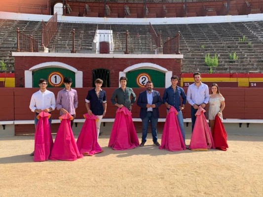 La Diputación prepara su Escuela Taurina con clases en cinco municipios de la provincia