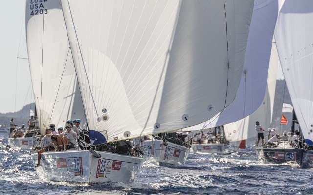 Felipe VI clausura la Copa de vela en la que por primera vez sube al podio con el 