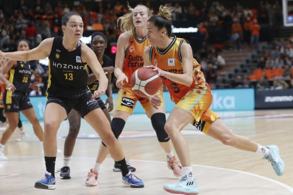 Pretemporada femenina: cinco amistosos antes de empezar una exigente campaña
