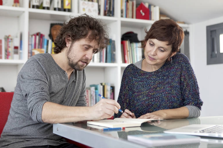 Los castellonenses Juárez Casanova diseñarán la imagen gráfica de las Fallas 2024
