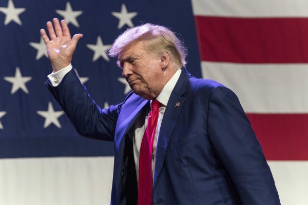 Trump, detenido por intentar revertir el resultado de las elecciones de 2020