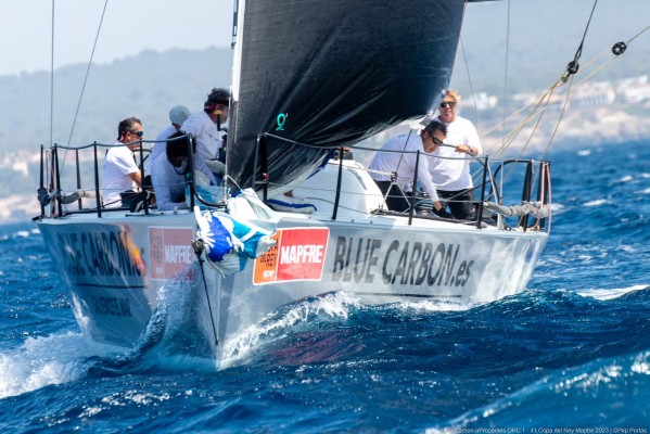 El TP52 Blue Carbon – aProperties mejora en la Copa del Rey Mapfre y sube un puesto en la general ORC 1 