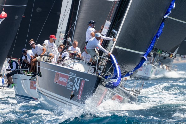 El Porrón X ofrece su mejor versión y se coloca tercero en el ClubSwan42 junto al Selene-Alifax en la Copa del Rey