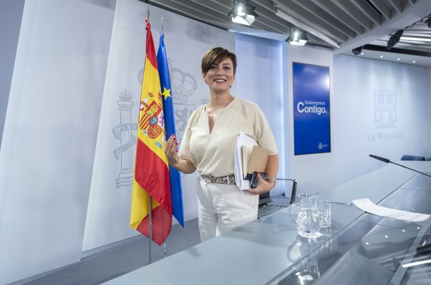 Más de un centenar de diputados ha recogido ya sus actas en el Congreso, entre ellos tres ministros
