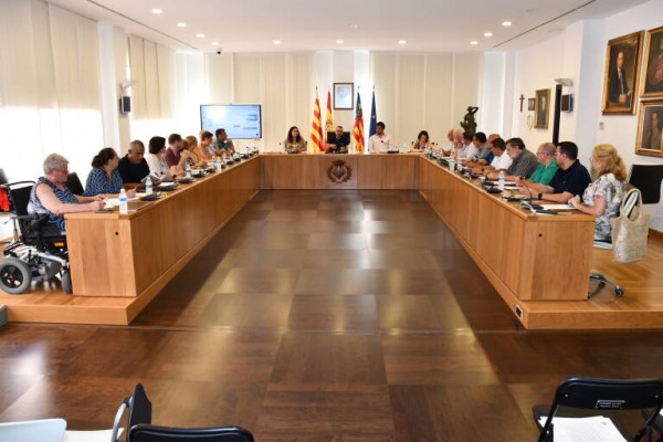 Vila-real inyectará 1,3 millones de euros para servicios públicos y solución de pagos pendientes