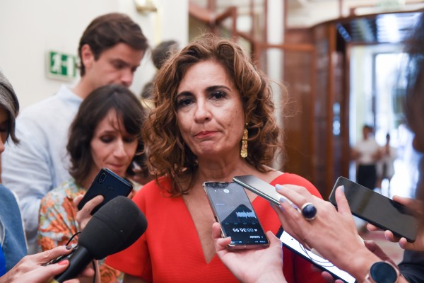 Diez claves para entender la financiación de las autonomías y su deuda con el Estado
