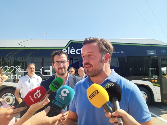 Ruz tendrá que buscar encaje con tres concejalías de Elche con la entrada de la nueva edil