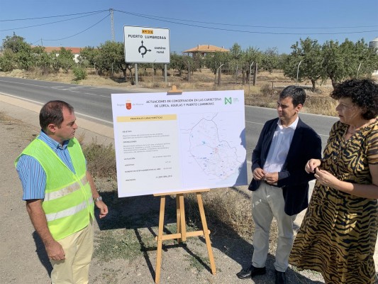 Invierten casi doce millones en mejorar 42 carreteras de Puerto Lumbreras, Lorca y Águilas
