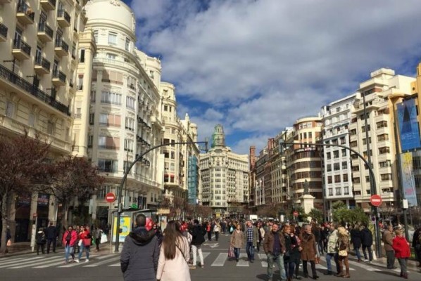 La costa mediterránea, el destino preferido por los turistas nacionales en verano junto con Andalucía