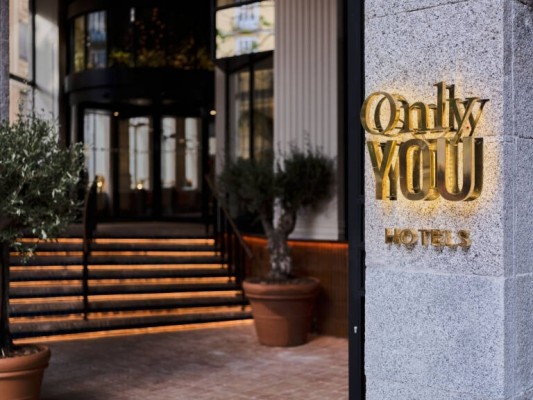 El Corte Inglés vende su participación en Only You y Palladium se queda como único accionista

