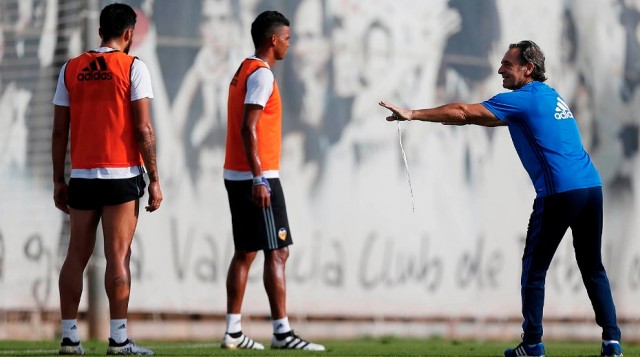 El Valencia CF entrenará todos los días de la próxima semana