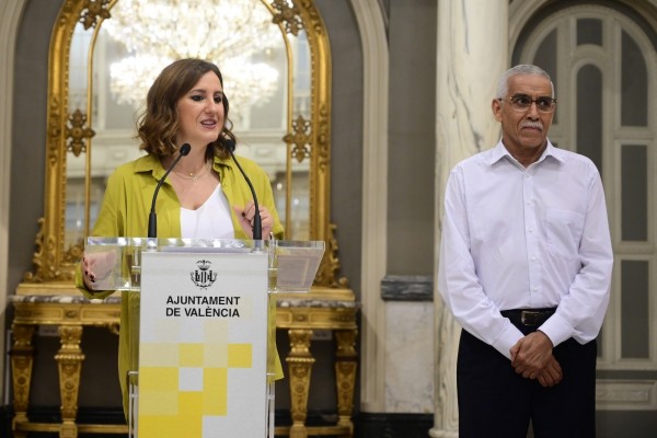 València recibe a los 97 niños saharauis acogidos en el programa 'Vacances en Pau'