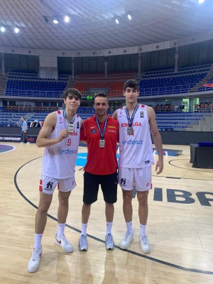 Lucas Marí, David Barberà y Julio Galcerán, plata en el Europeo U18M
