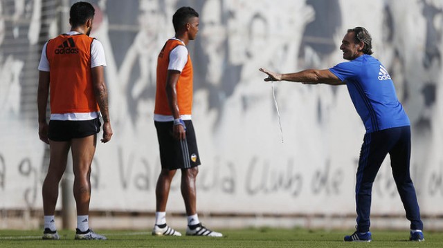La 'Era Prandelli' comienza con un calendario muy exigente