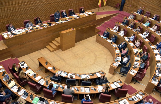 Día de la Comunitat, jornada de reflexión para los partidos valencianos