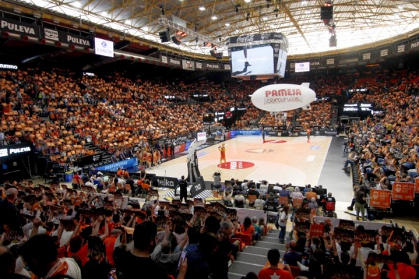Bàsquet a la valenciana: Éxito en la campaña de abonos globales y récord femenino
