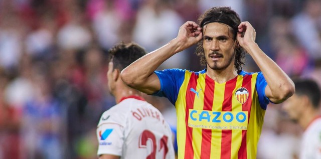 Oficial: Cavani se marcha del Valencia CF