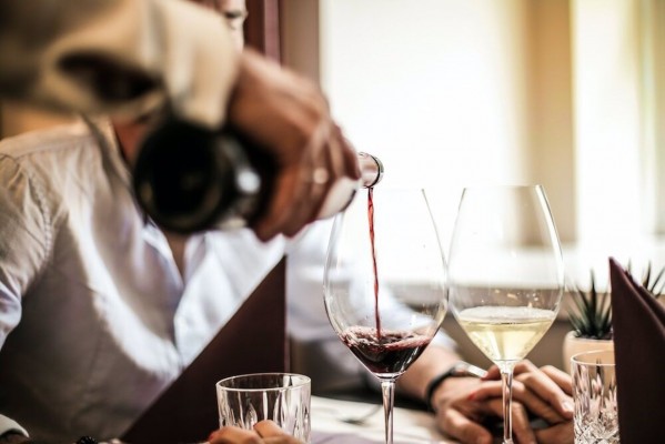 La hostelería emplea a más de 1,8 millones de trabajadores, un 5,2% más que en 2019