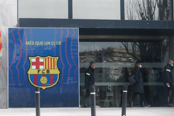 UEFA admite provisionalmente la participación del Barcelona esta temporada
