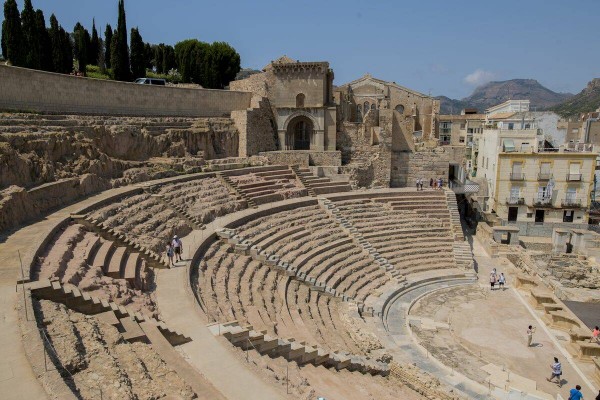 El Teatro Romano de Cartagena sube la apuesta este agosto con rutas y visitas tematizadas
