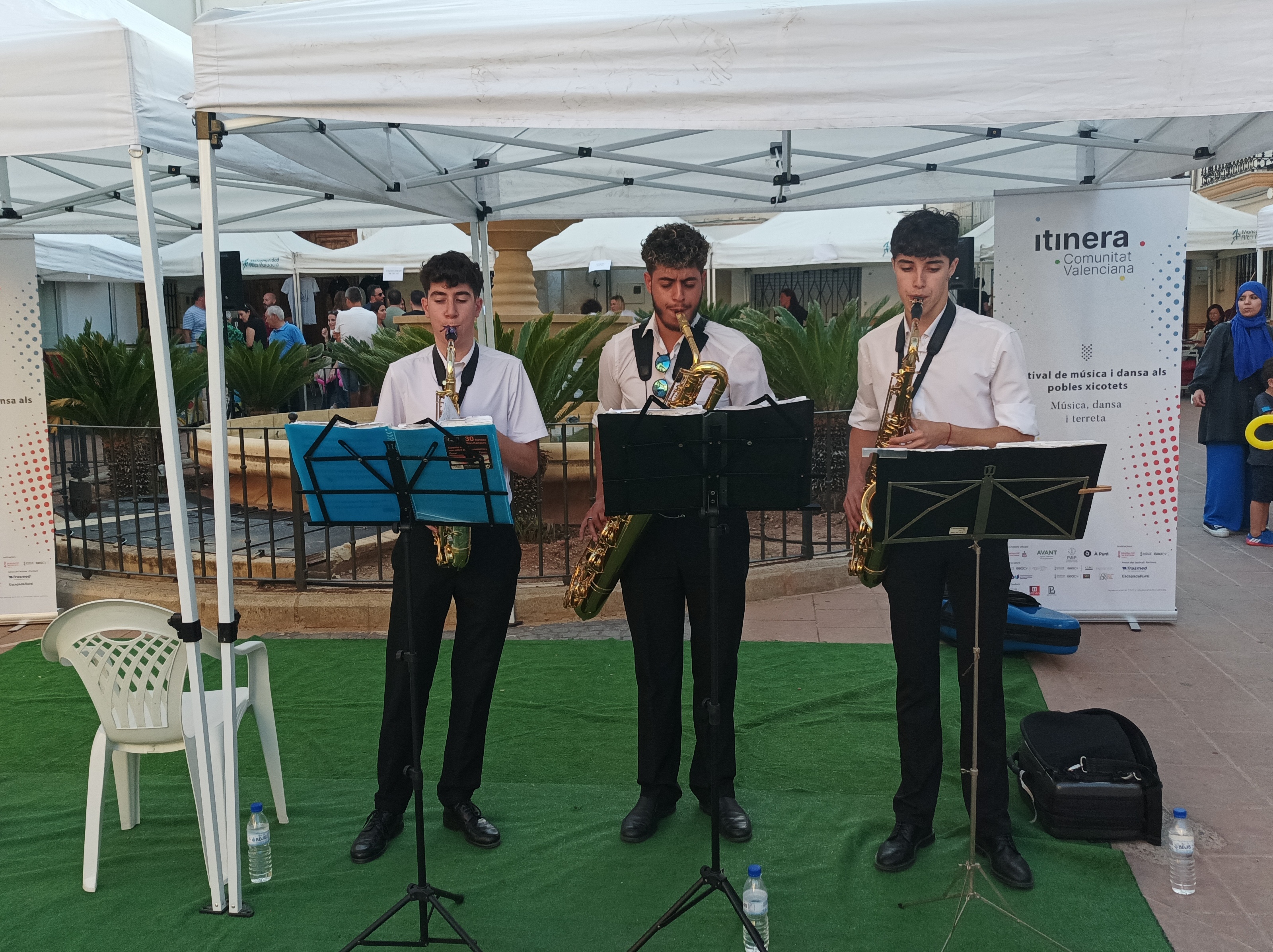 Torrechiva y Espadilla acogen las actuaciones del Festival Itinera en su recorrido por Castellón