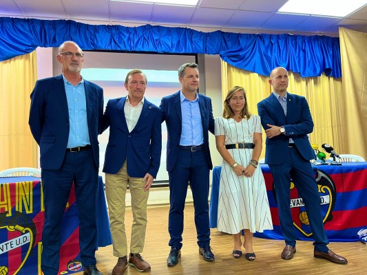 Miguel Ángel Valiente asegura que tiene el dinero suficiente para solucionar los problemas del Levante

