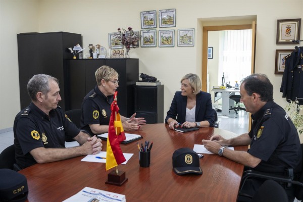 Núñez destaca el deseo del Consell de darle a la Policía de la Generalitat 
