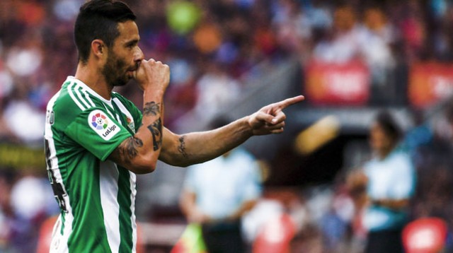 El Betis aguarda al Madrid en espera de lesionados y con su delantera renovada