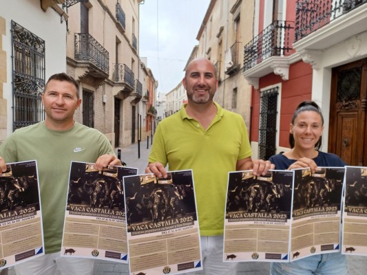 Castalla presenta la programación de unas Fiestas cargadas de encierros, toros, verbenas y ‘tardeos’