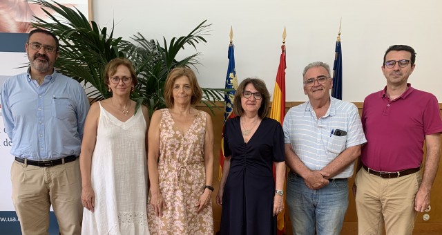 La catedrática de Salud Pública Elena Ronda coordinará el grado de Medicina de la UA