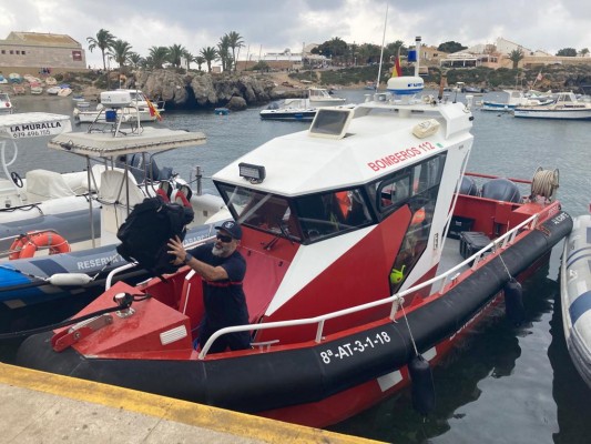 Alicante instala un nuevo retén de bomberos en Tabarca para reforzar la vigilancia y seguridad