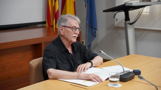 La eliminación del nombre de Vicent Torrent del Auditori de Torrent acaba en bronca en el CVC