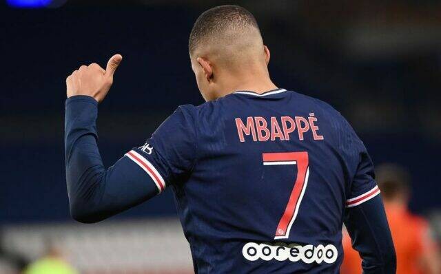 El FC Barcelona entra en negociaciones por el delantero del PSG Kylian Mbappé, según L'Equipe