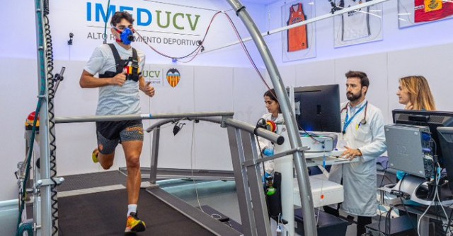 André Almeida y Giorgi Mamardashvili pasan las pruebas médicas en IMEDUCV Alto Rendimiento