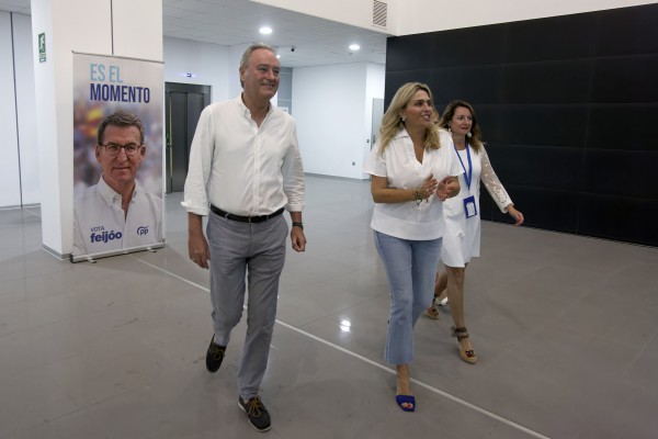 Barrachina resalta que el PP suma 37.000 votos y es 