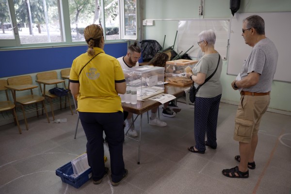 La participación a las 14 horas sube 2,5 puntos y alcanza el 40,47%