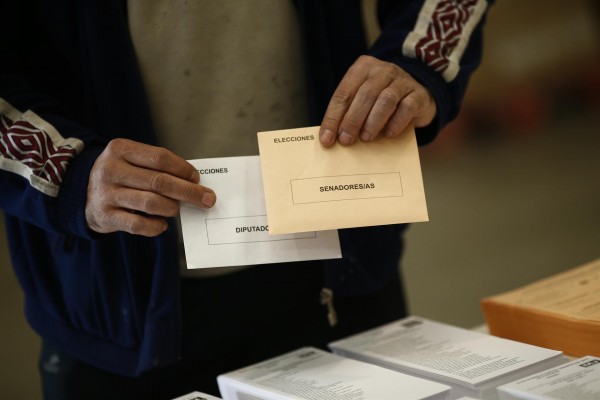 Casi 37,5 millones de españoles están llamados este domingo a renovar 350 escaños del Congreso