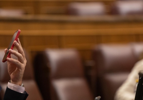 Los diputados cobrarán un mínimo de 4.085 euros y deberán declarar patrimonio e intereses