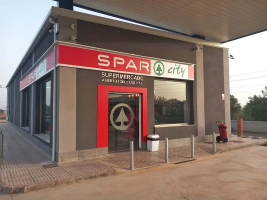 La cartagenera Upper dobla su apuesta por Spar City y abre un supermercado en Los Camachos