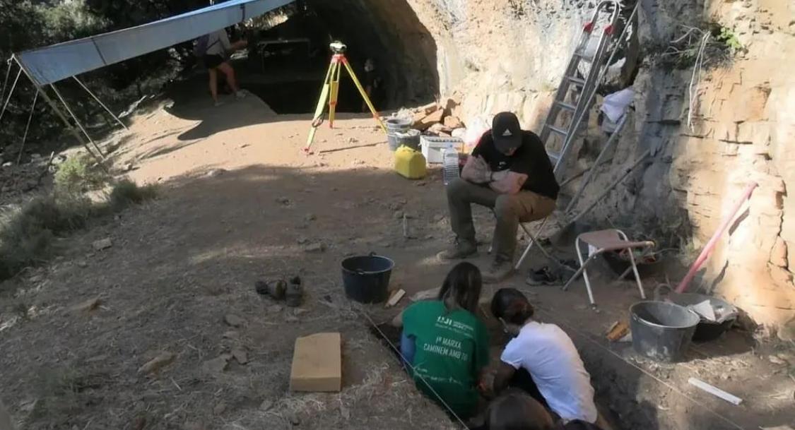 Arqueòlegs troben a Vilafranca dos jaciments del paleolític de 14.000 i 12.000 anys d'antiguitat