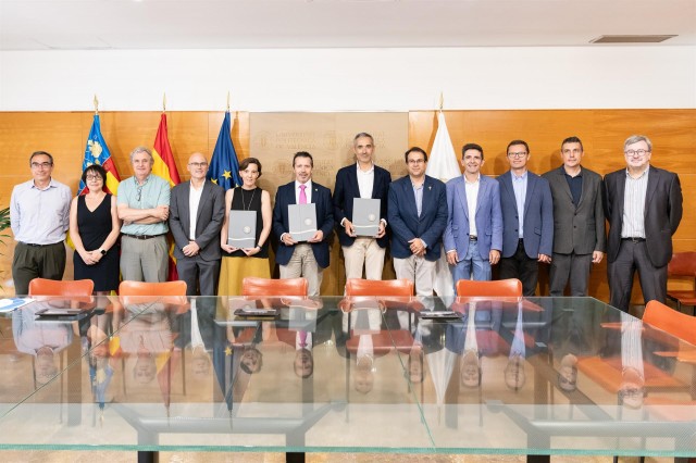 UPV, CSIC y Sener acuerdan crear una planta piloto de generación de hidrógeno verde por microondas