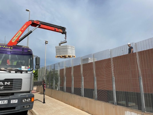 Betxí instal·la plaques solars al Cervantes-Dualde per a crear una comunitat energètica local