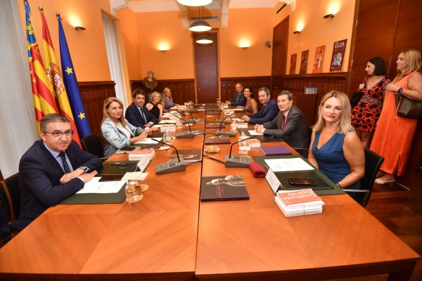 Mazón anuncia la supresión del impuesto de sucesiones y donaciones
