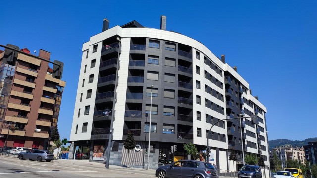 La firma de hipotecas sobre viviendas se desploma un 24% y el tipo de interés medio pasa del 3%