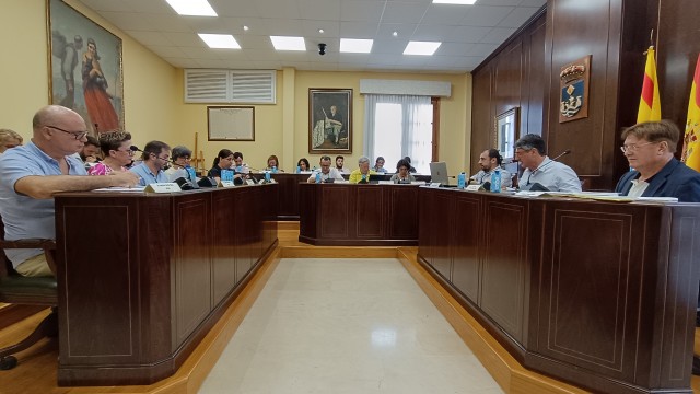 La Vila modifica el presupuesto en 2,4 millones de euros para pagar sentencias y mejorar la limpieza