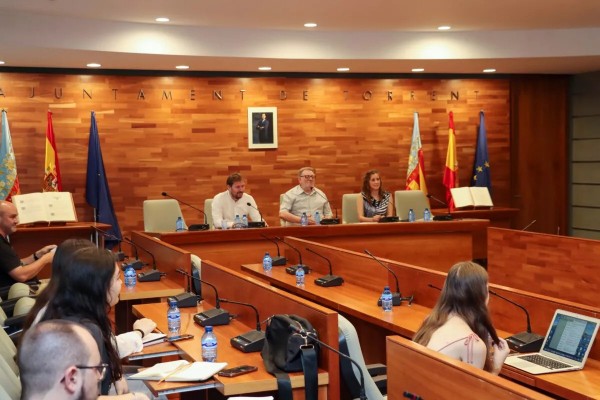 El PSPV de Torrent hace balance de su gestión, marcada por el plan Ficus y la reducción de deuda