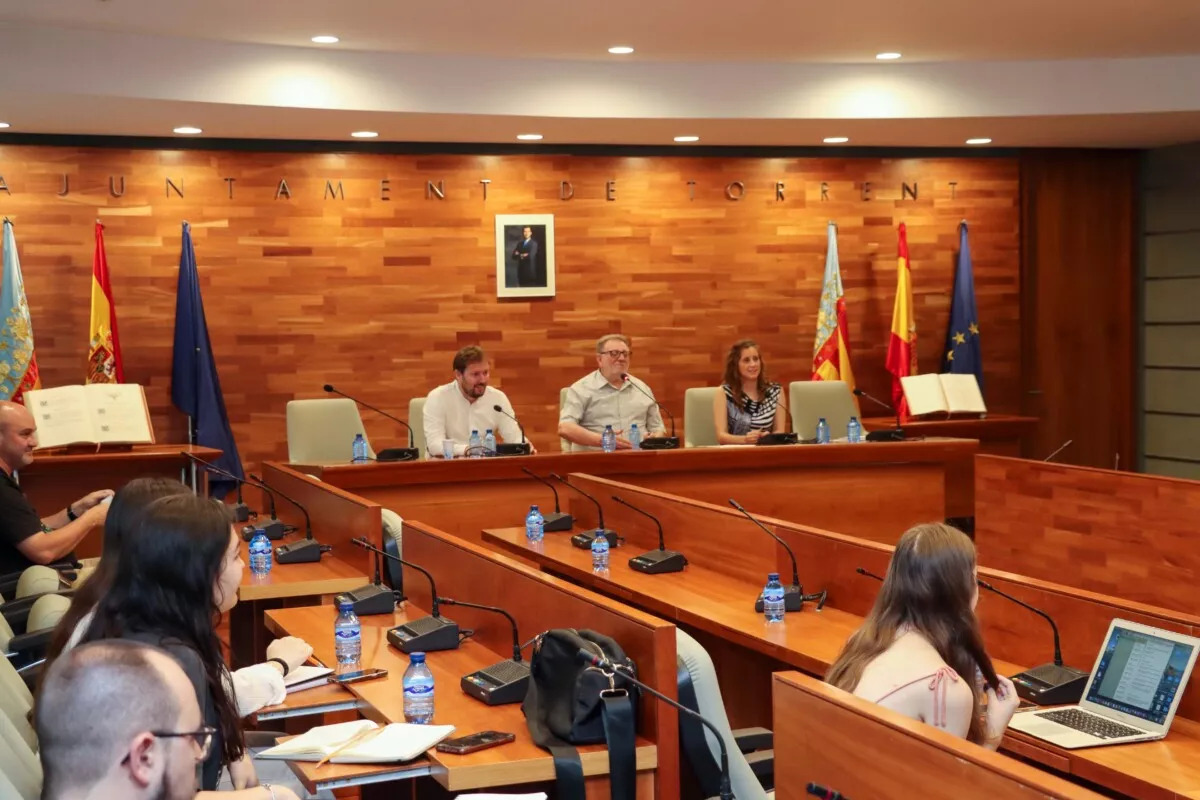 El PSPV de Torrent hace balance de su gestión, marcada por el plan Ficus y la reducción de deuda